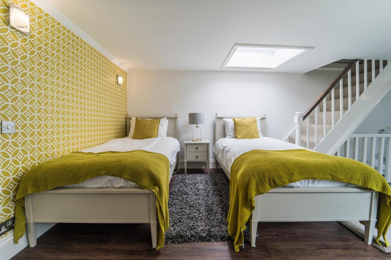 1 Elliot Terrace 4* Плаймаут
