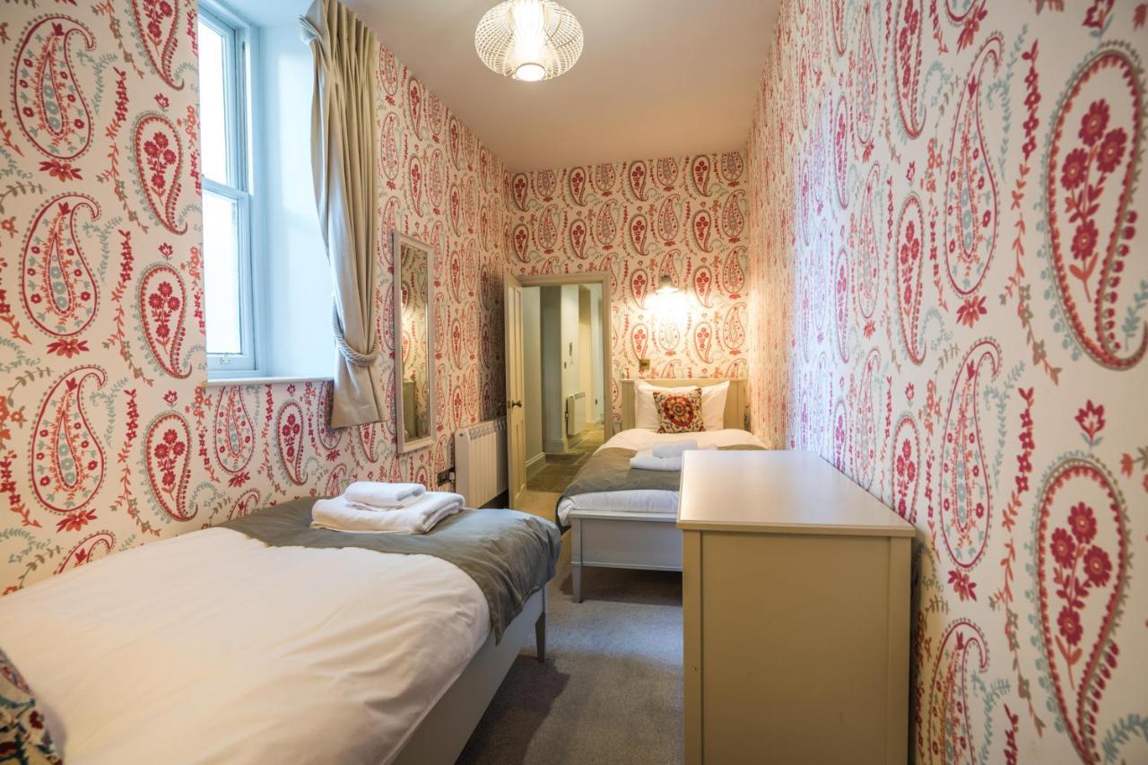1 Elliot Terrace Апарт-отель
